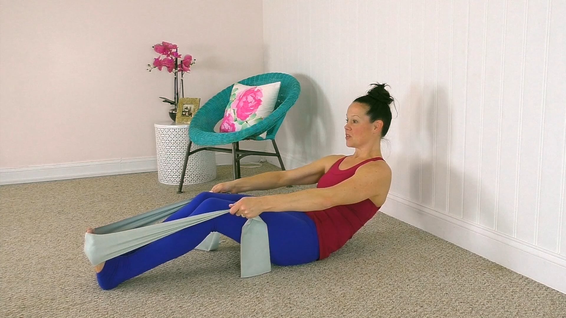 Stretch Class Using the Theraband and Wall (16 mins) 